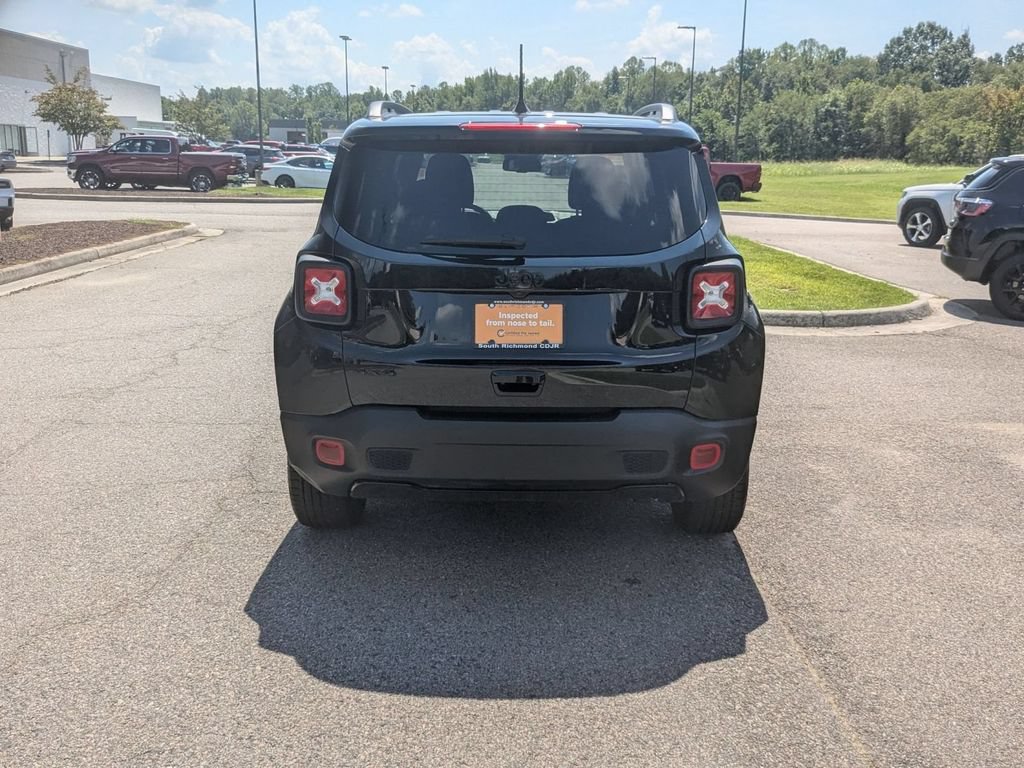 Certified 2022 Jeep Renegade Altitude w/ Convenience Group AWD/4WD image 4
