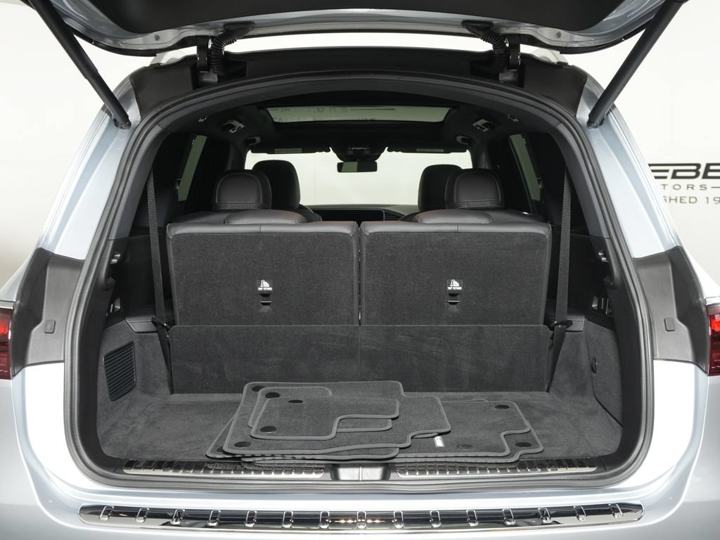 Used 2025 Mercedes-Benz GLS 450 4MATIC w/ AMG Line Exterior image 34