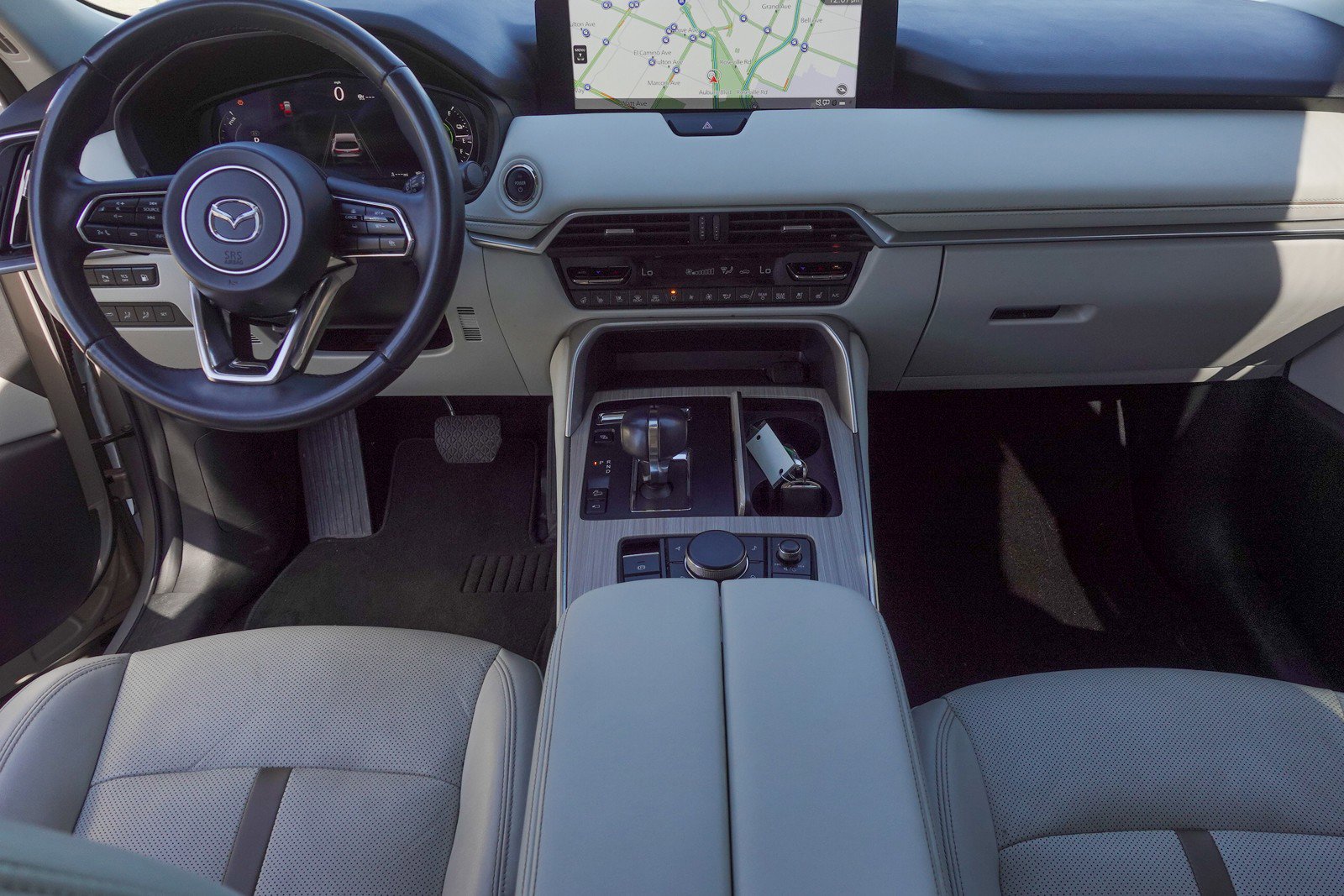 Certified 2024 MAZDA CX-90 Plug-In Hybrid w/ Premium Plus image 24