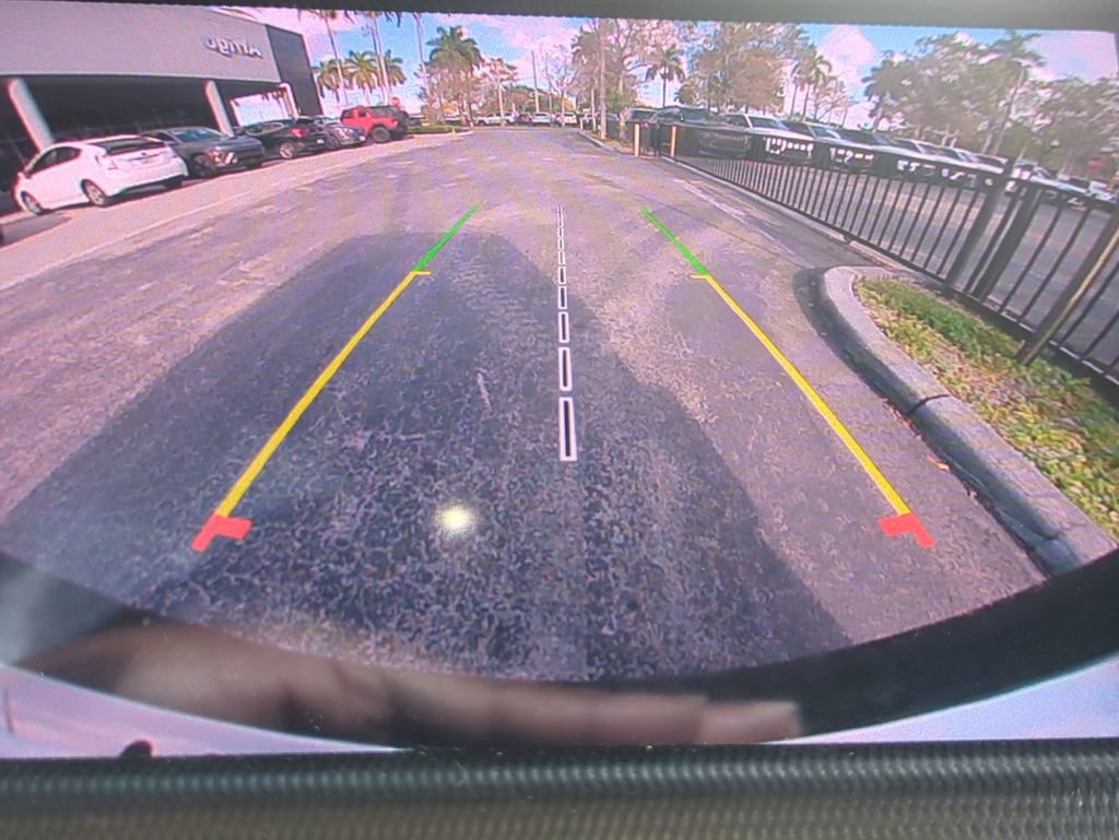 Used 2019 Jeep Wrangler Unlimited Sahara image 24