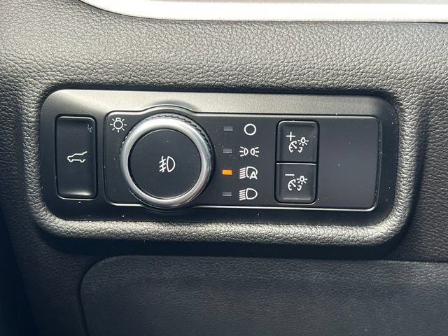 Certified 2024 Ford Explorer XLT w/ Equipment Group 202A AWD/4WD image 20