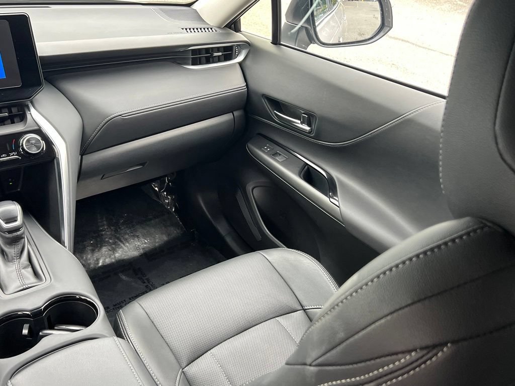 Certified 2023 Toyota Venza LE AWD/4WD image 20