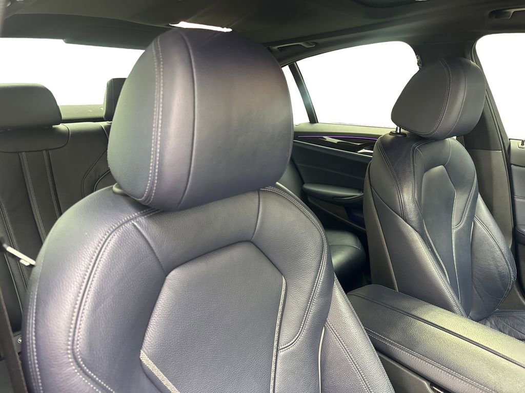 Used 2019 BMW 540i w/ Premium Package RWD image 45