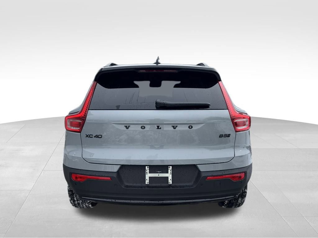 New 2026 Volvo XC40 B5 Ultra w/ Climate Package AWD/4WD image 5