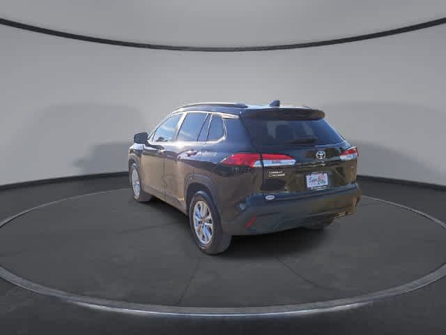 Used 2023 Toyota Corolla Cross LE FWD image 6