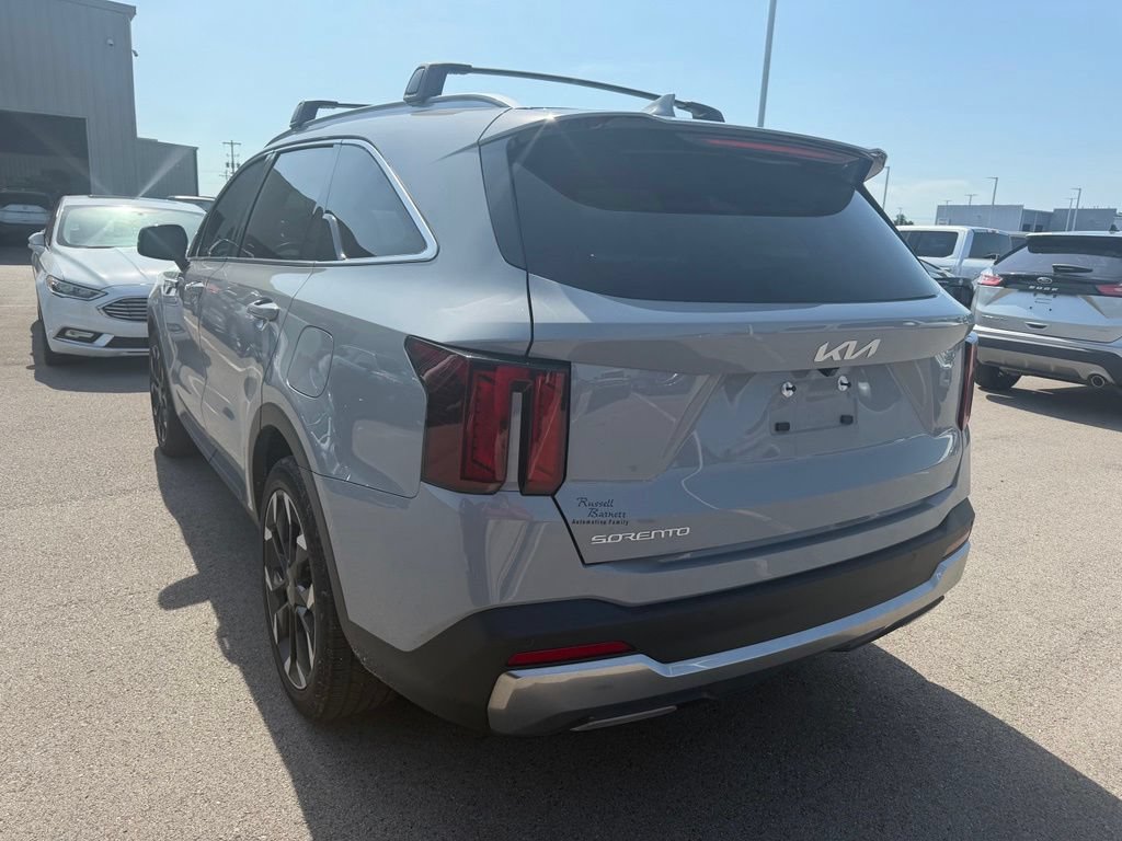 Used 2025 Kia Sorento EX w/ Panoramic Sunroof Package FWD image 22