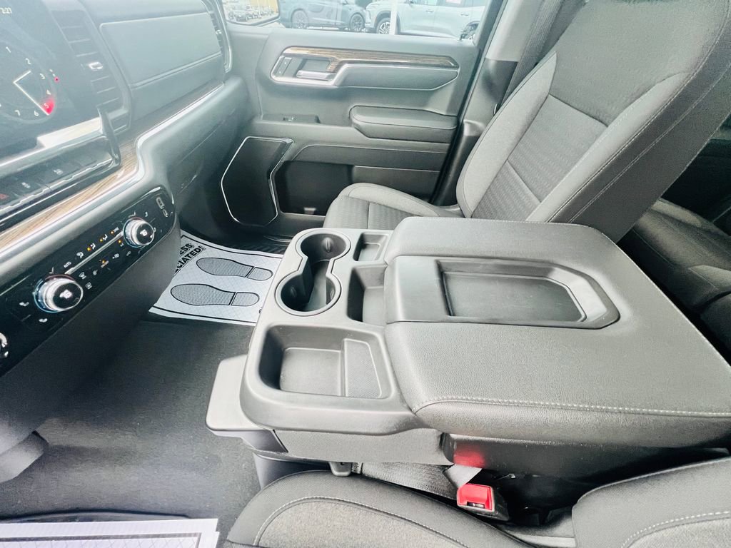 Used 2023 GMC Sierra 1500 Elevation image 19