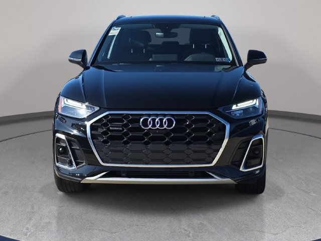 Used 2023 Audi Q5 2.0T Premium Plus w/ Premium Plus Package AWD/4WD image 3