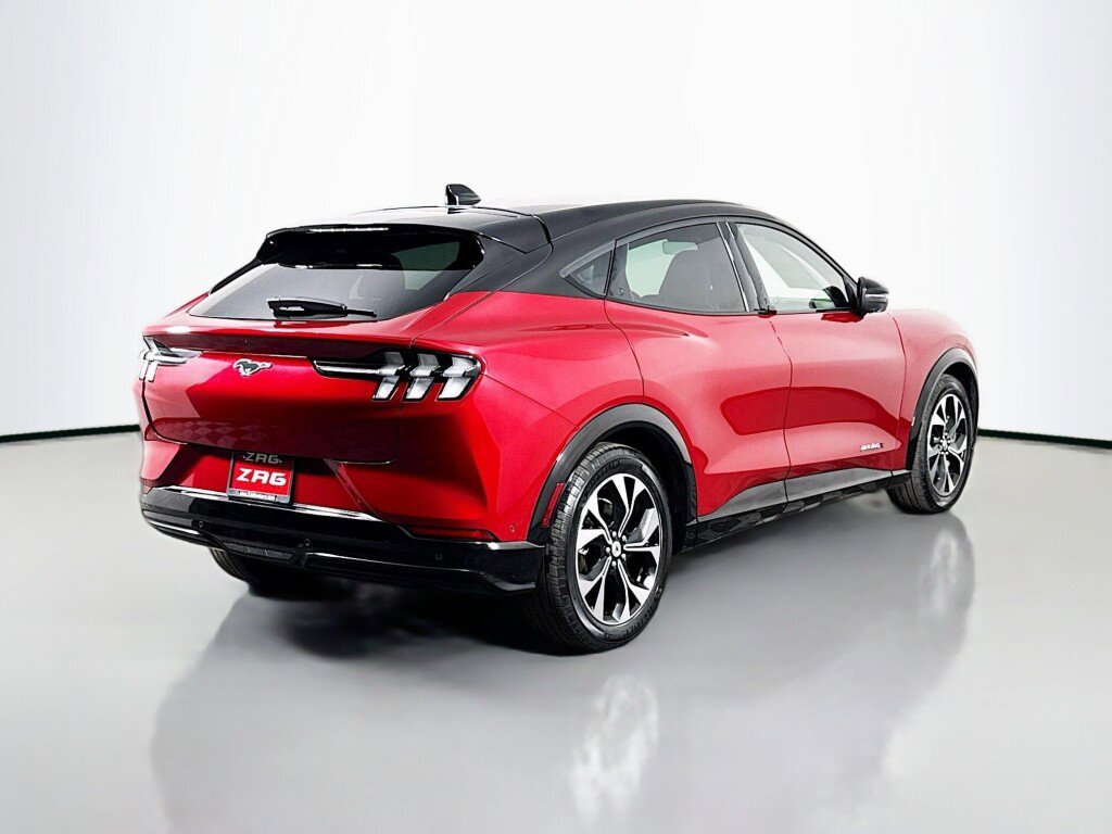 Used 2021 Ford Mustang Mach-E Premium AWD/4WD image 5