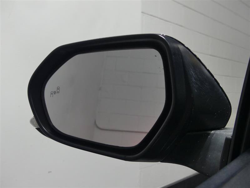 Used 2022 Toyota Prius FWD image 15