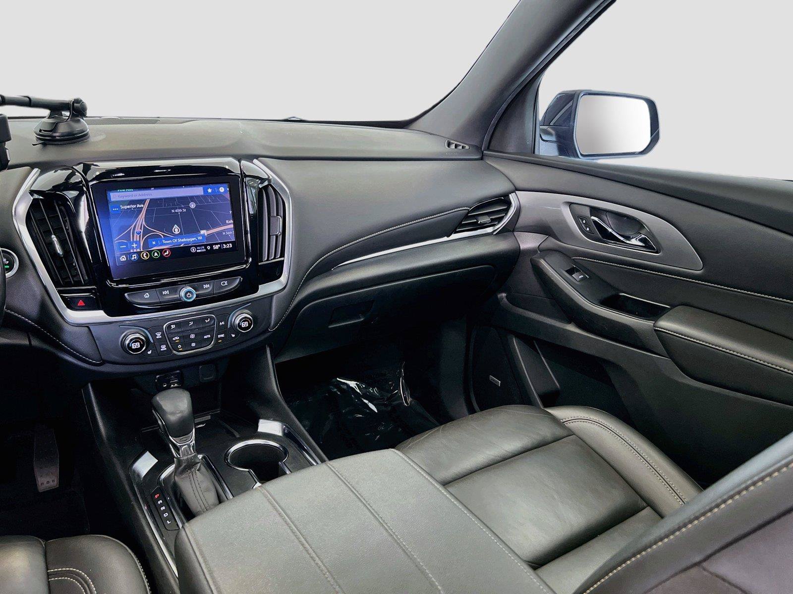 Used 2023 Chevrolet Traverse LT w/ LT Premium Package AWD/4WD image 25
