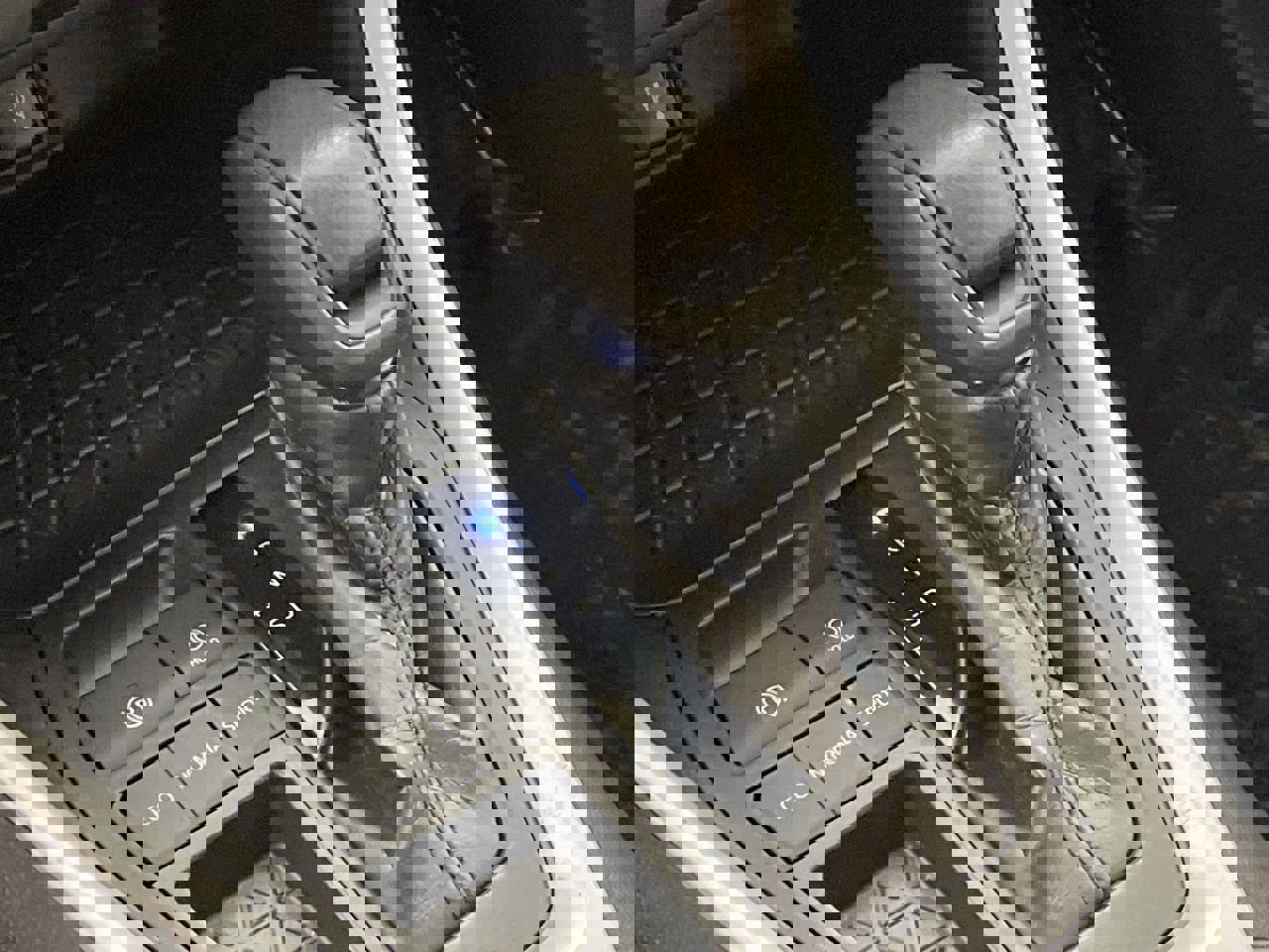 Used 2022 Toyota RAV4 XLE image 13