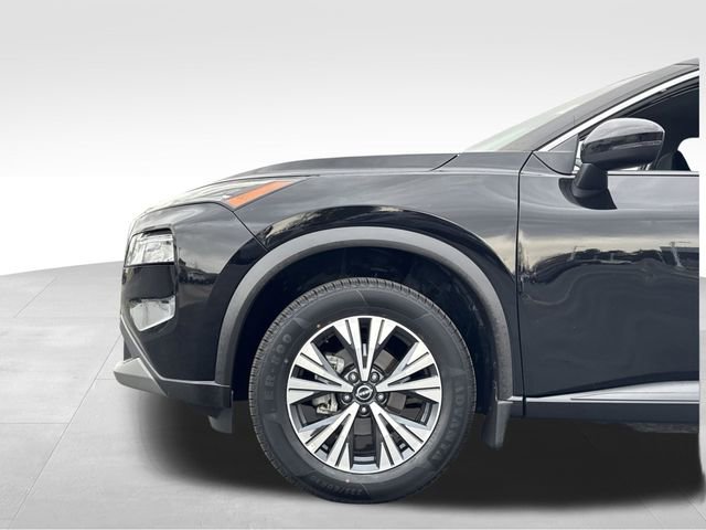Used 2022 Nissan Rogue SV image 29