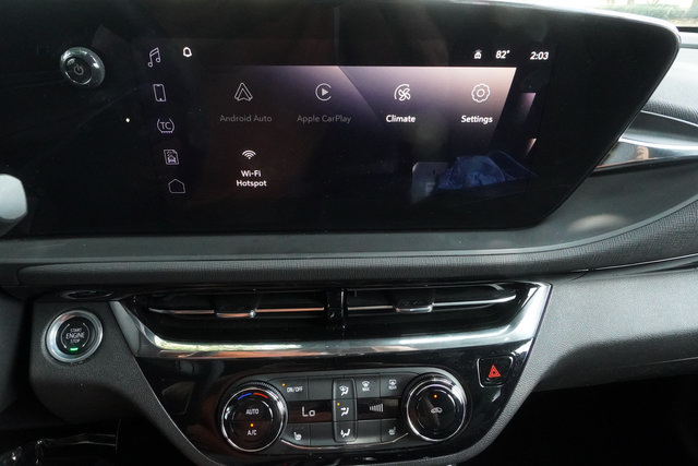 Used 2025 Buick Envista Sport Touring w/ Convenience I Package FWD image 13