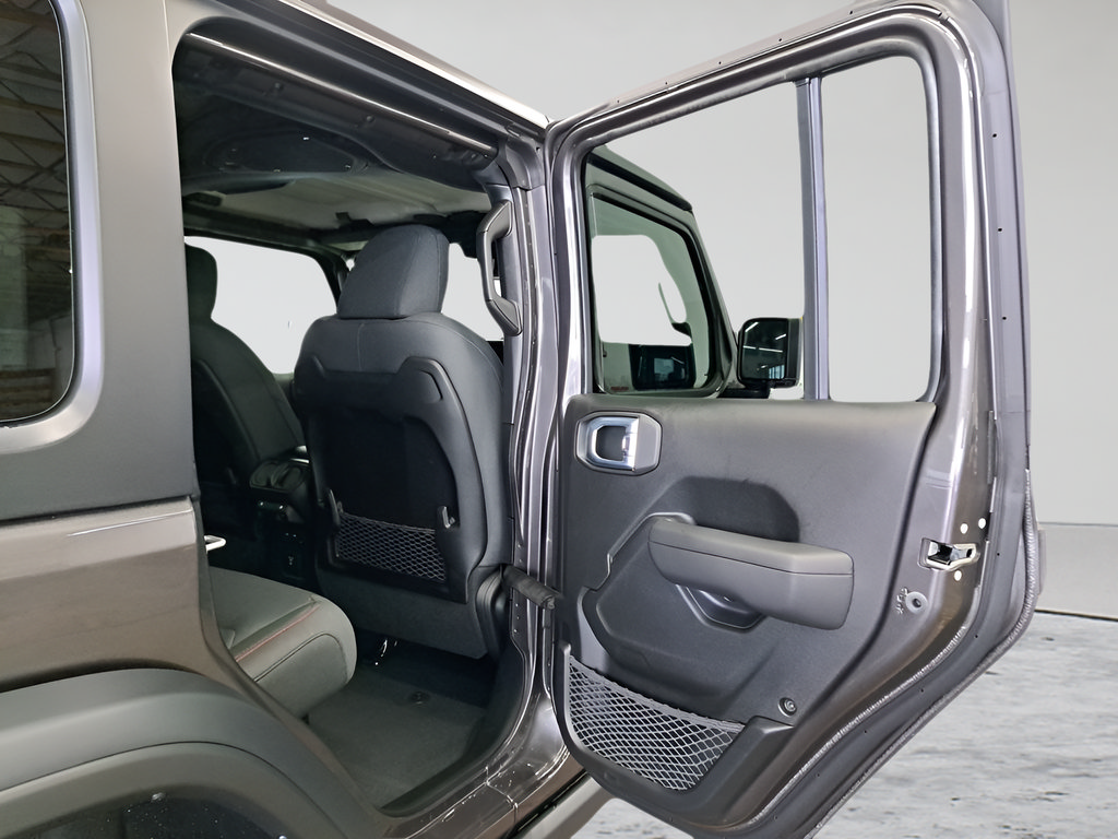 New 2026 Jeep Wrangler Unlimited Rubicon w/ Technology Group AWD/4WD image 13