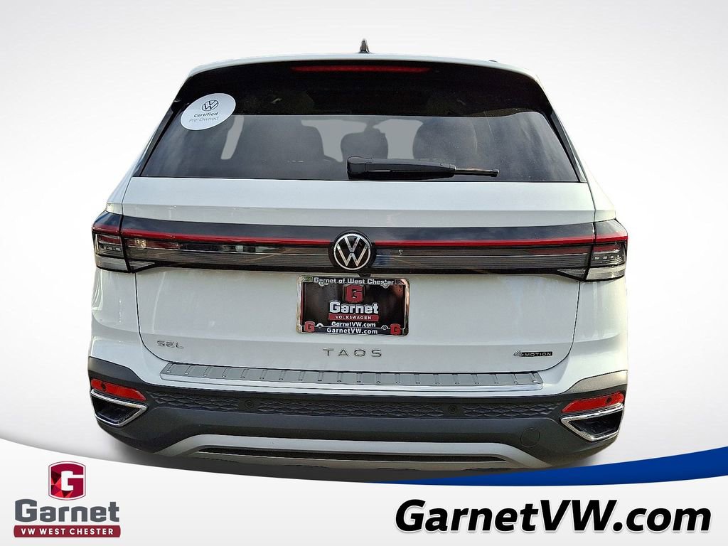 Used 2025 Volkswagen Taos SEL image 5