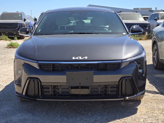 New 2026 Kia K4 GT-Line FWD image 2