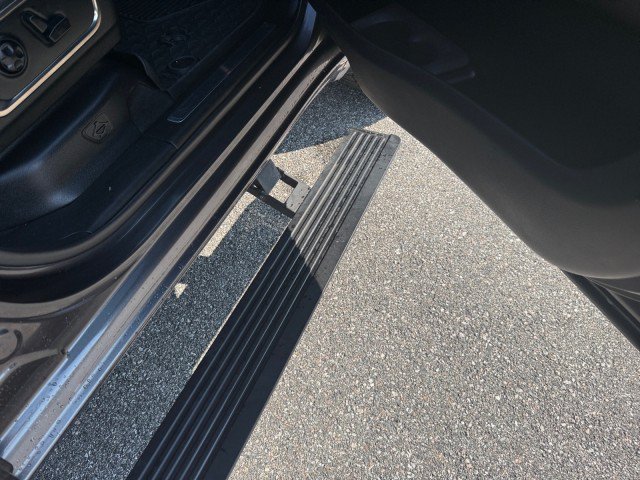 Used 2019 RAM 1500 Limited AWD/4WD image 17