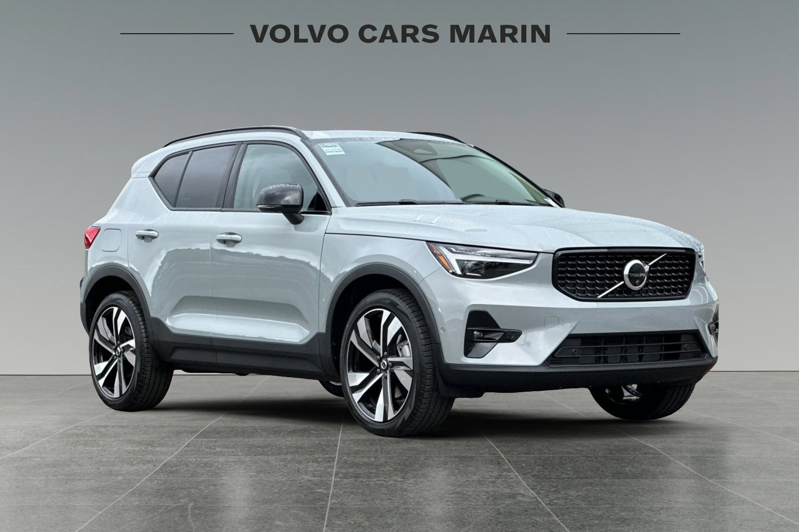 New 2026 Volvo XC40 B5 Ultra w/ Climate Package image 9