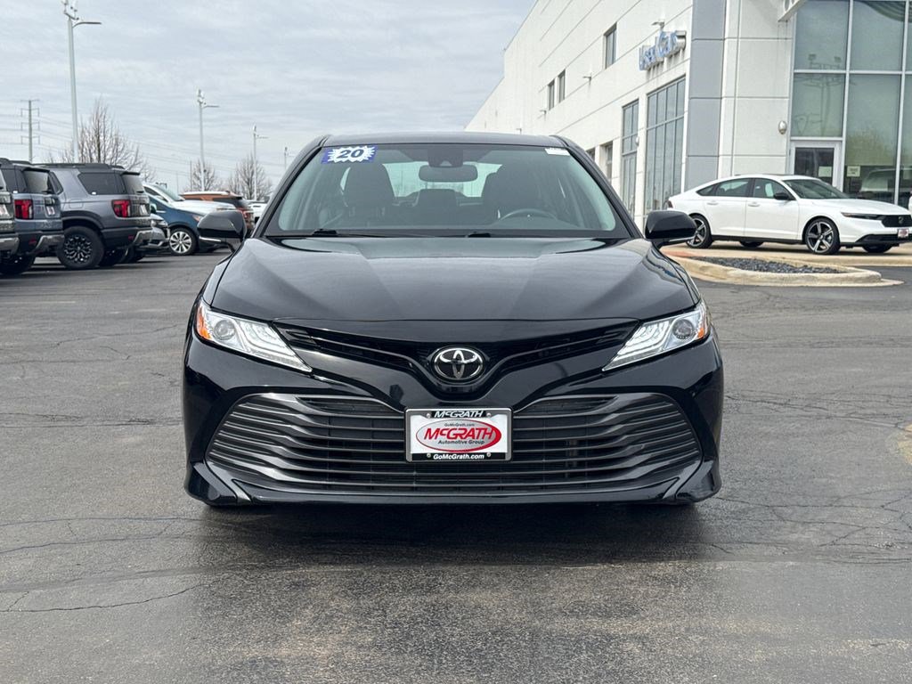 Used 2020 Toyota Camry XLE FWD image 5