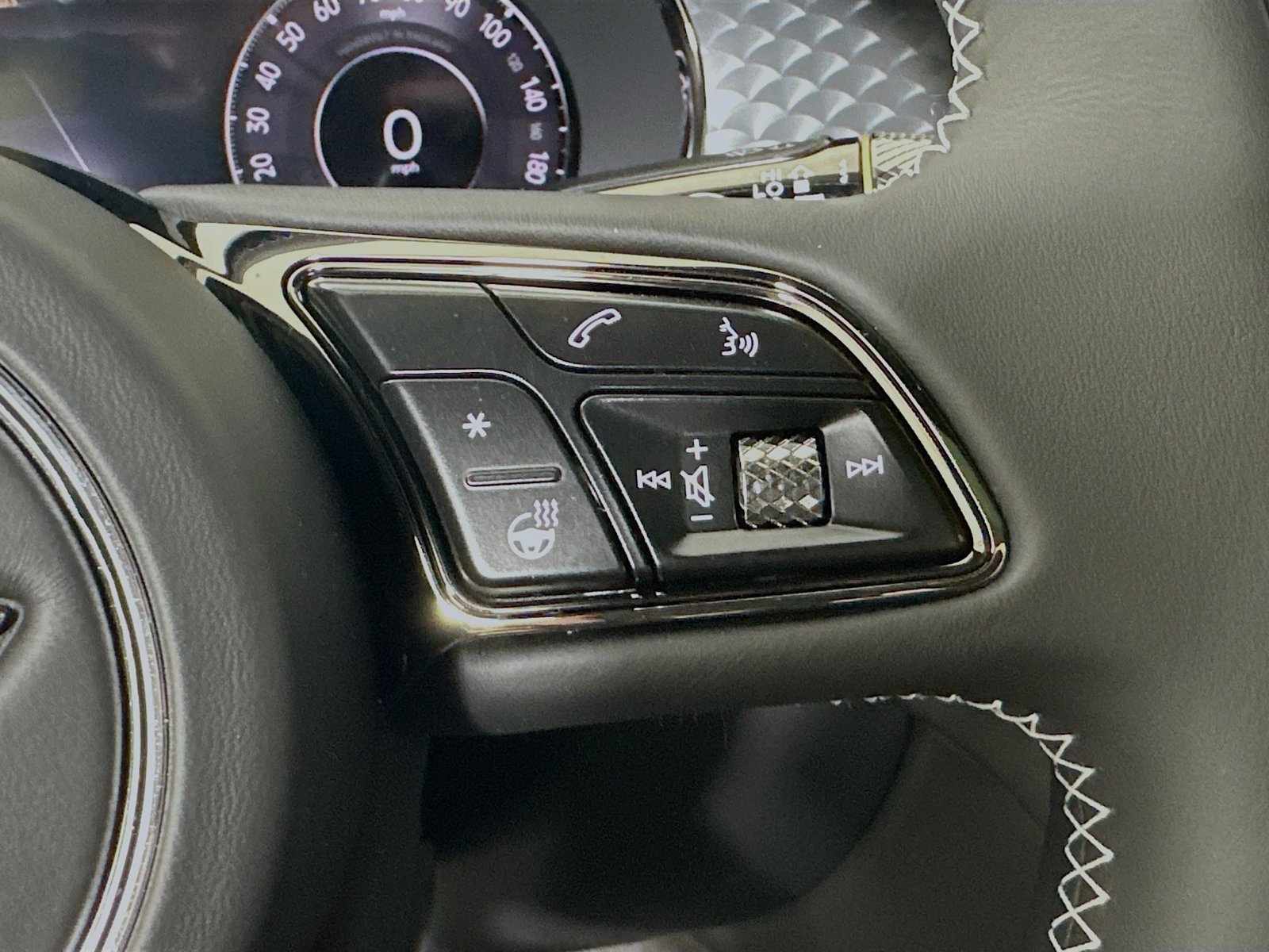New 2026 Bentley Flying Spur V8 AWD/4WD image 21
