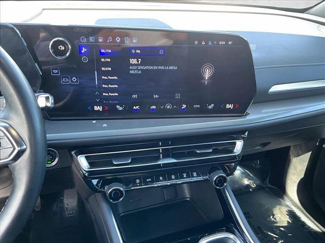 Used 2024 Chevrolet Traverse LS FWD image 23