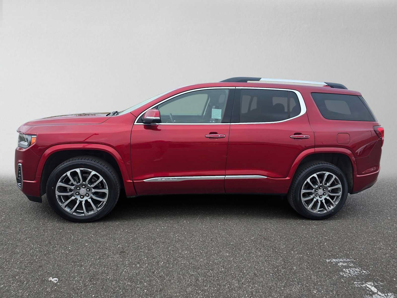Used 2023 GMC Acadia Denali FWD image 6