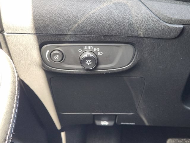 Used 2024 Buick Encore GX Sport Touring w/ Advanced Technology Package FWD image 22