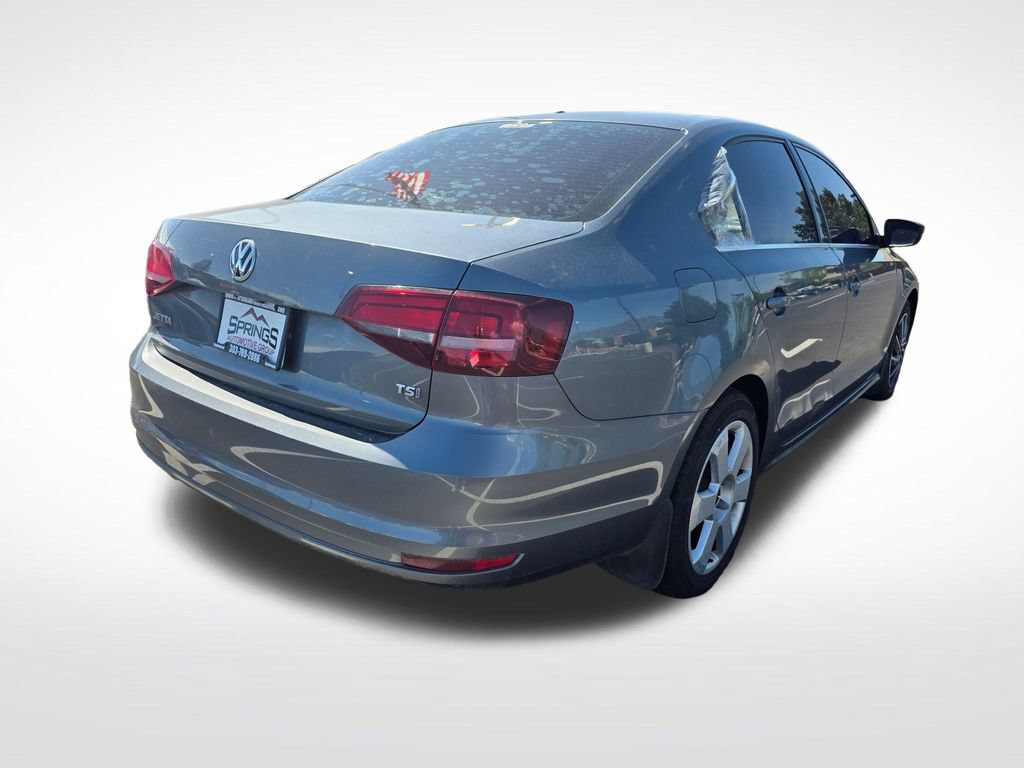 Used 2017 Volkswagen Jetta S FWD image 4
