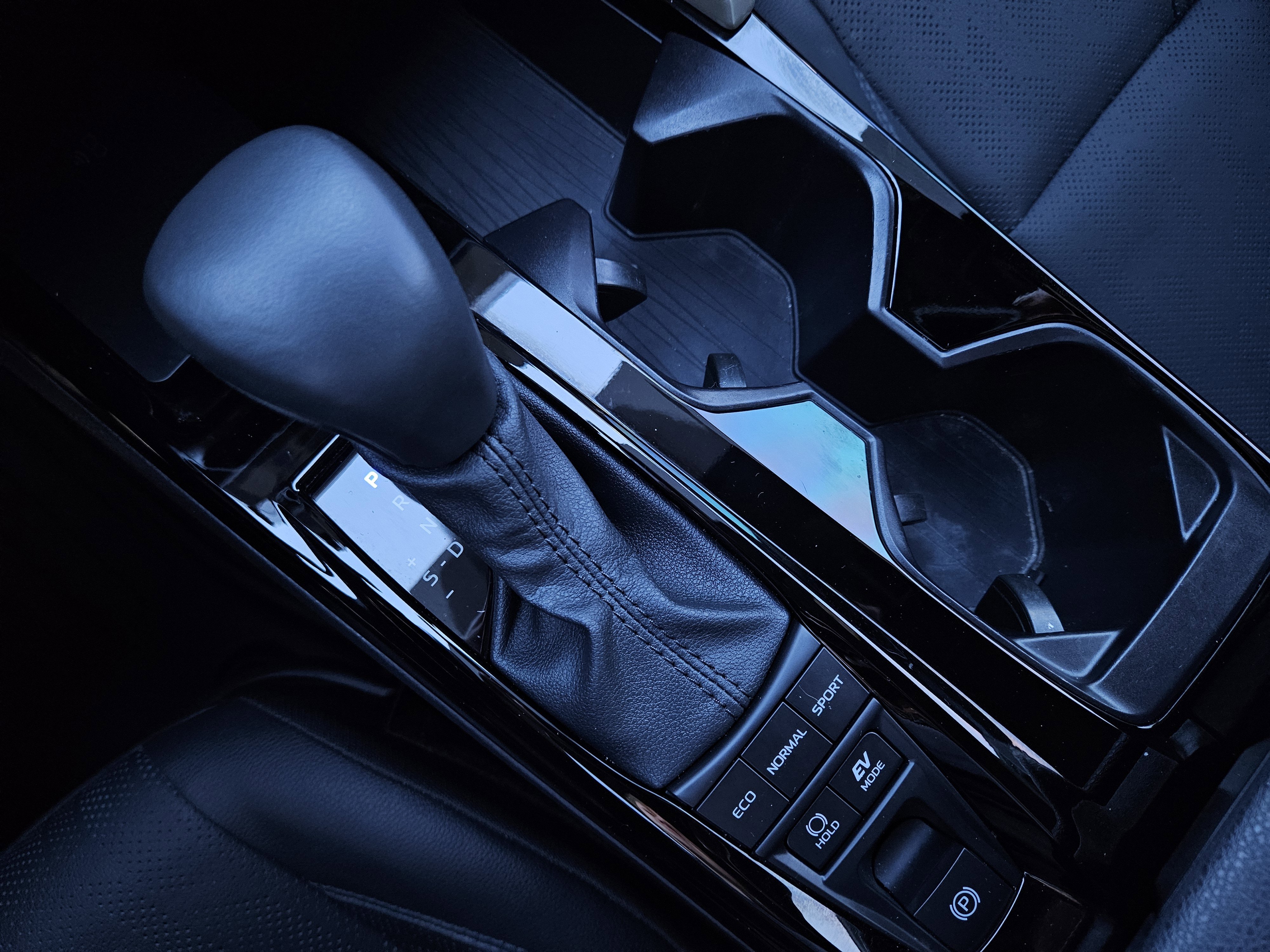 Used 2025 Toyota Camry XSE image 19