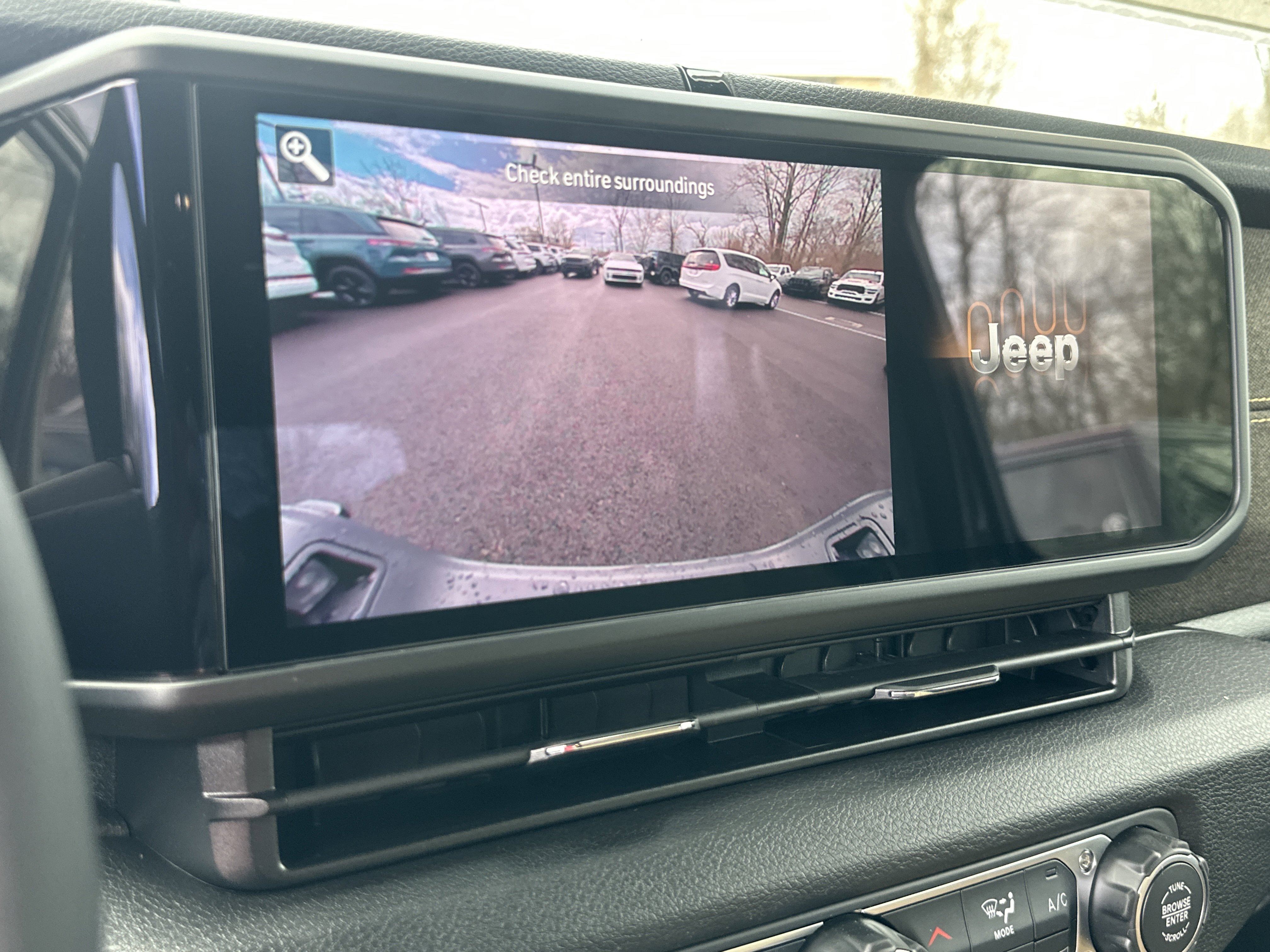 New 2026 Jeep Gladiator Willys AWD/4WD image 7