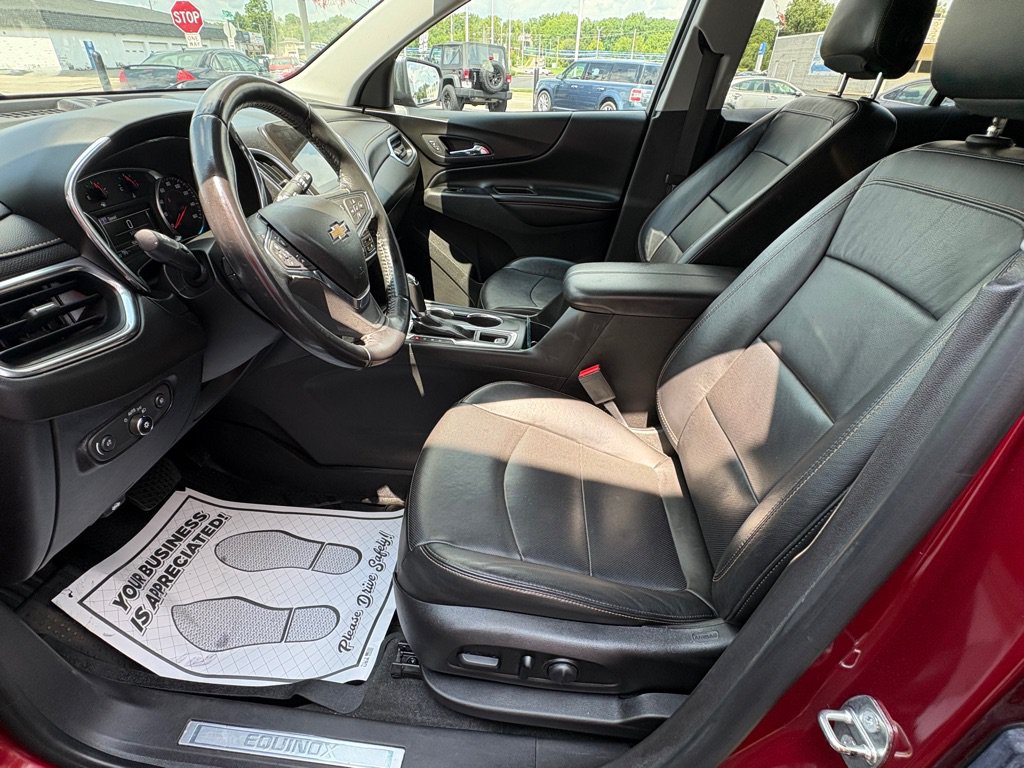 Used 2018 Chevrolet Equinox Premier FWD image 9