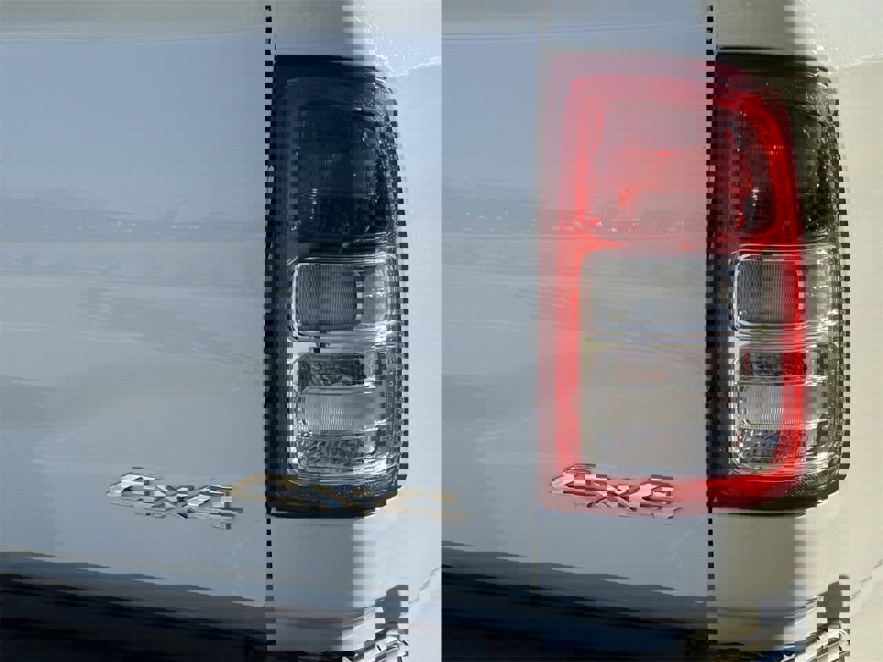 Used 2022 RAM 2500 Big Horn w/ Cold Weather Group image 8