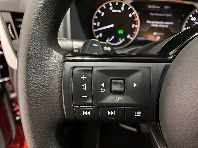 Used 2021 Nissan Rogue SV AWD/4WD image 14