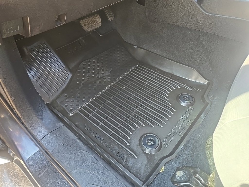 Used 2022 Toyota Tacoma SR image 43