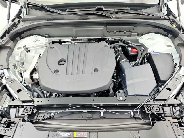 New 2026 Volvo XC60 B5 Ultra w/ Protection Package Premier image 32