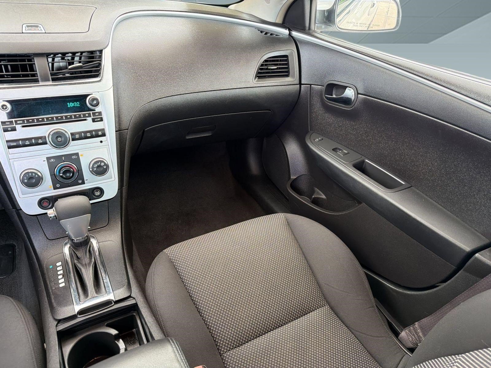 Used 2009 Chevrolet Malibu LT w/ Power Convenience Package FWD image 29