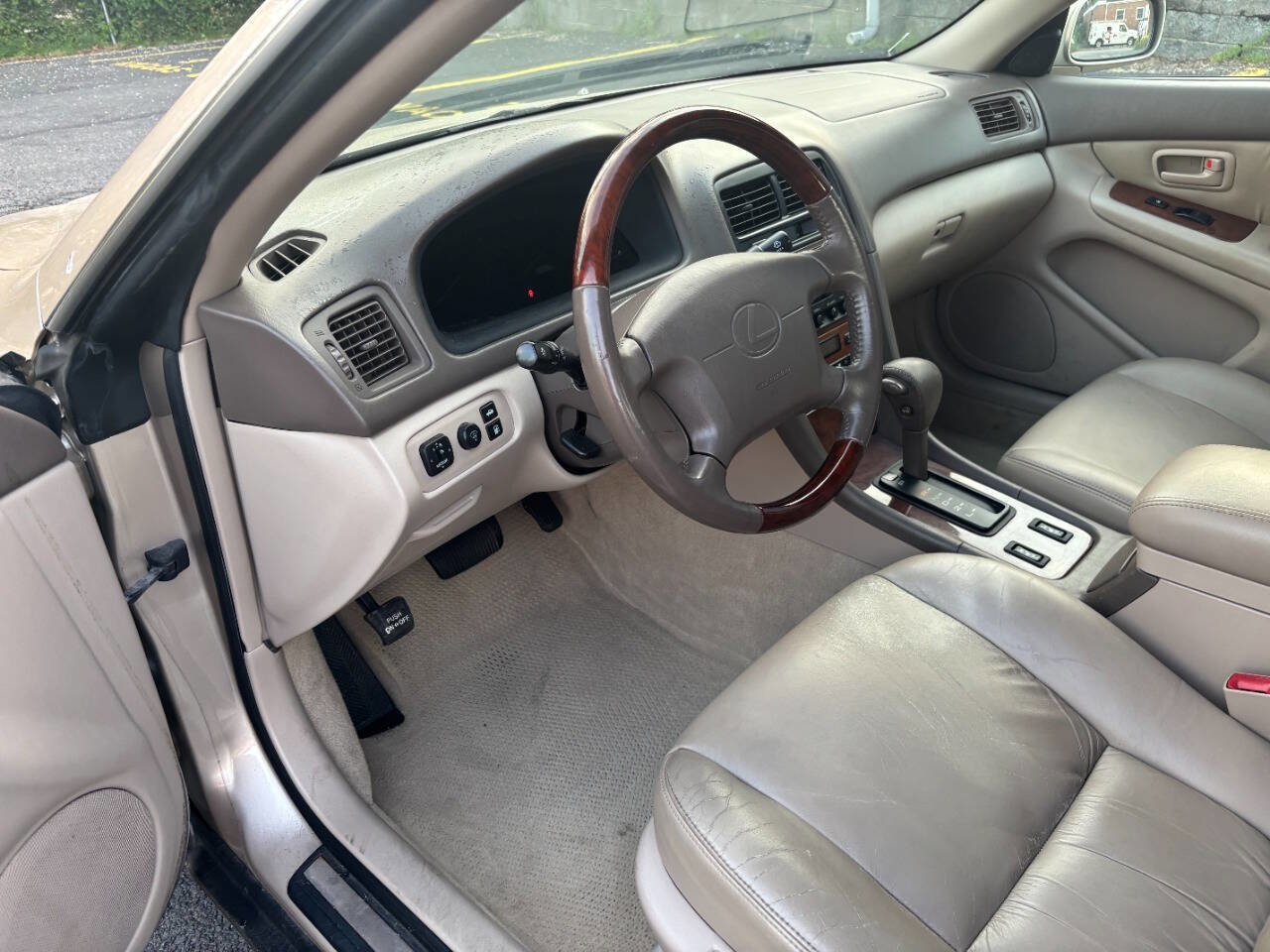 Used 2001 Lexus ES 330 FWD image 19