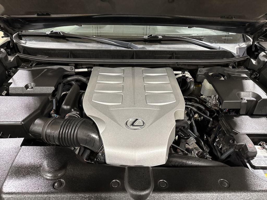 Used 2014 Lexus GX 460 w/ Premium Package image 27