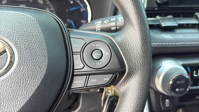 Certified 2024 Toyota RAV4 LE AWD/4WD image 20
