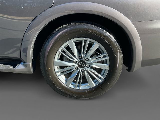 Used 2024 INFINITI QX80 Luxe image 16