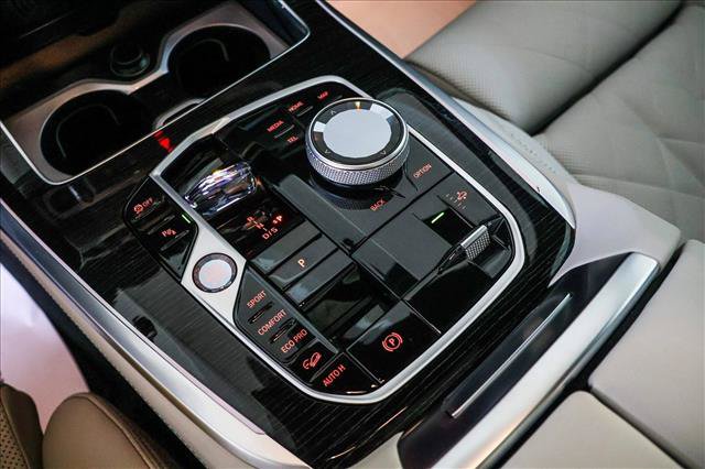 Certified 2026 BMW X7 xDrive40i AWD/4WD image 21