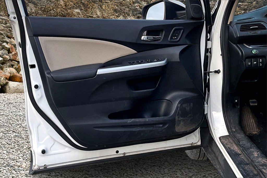 Used 2016 Honda CR-V Touring image 20