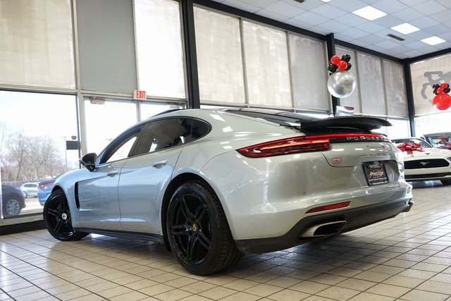 Used 2019 Porsche Panamera 4 image 5