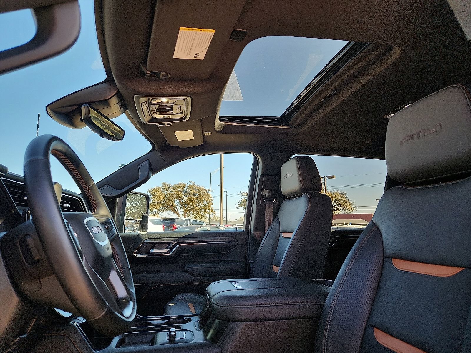 Used 2024 GMC Sierra 2500 AT4 w/ AT4 Premium Plus Package image 13