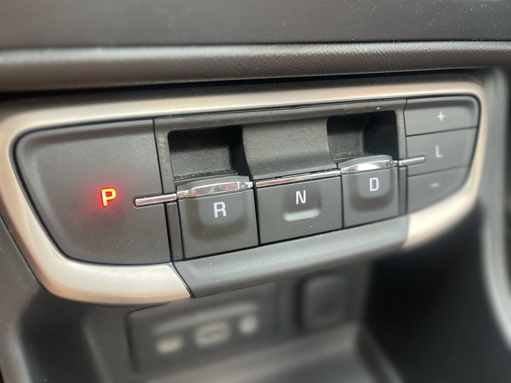 Used 2024 GMC Terrain Denali w/ Black Diamond Edition AWD/4WD image 35