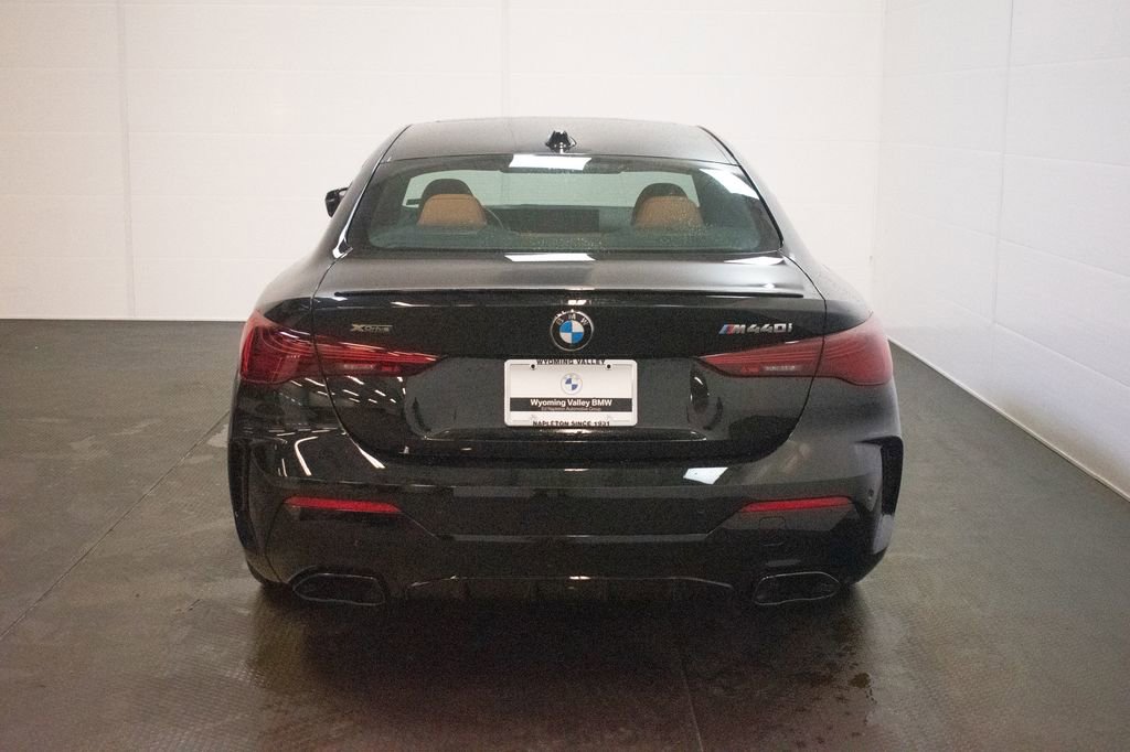Certified 2026 BMW 440i xDrive Coupe w/ Parking Assistance Package image 5