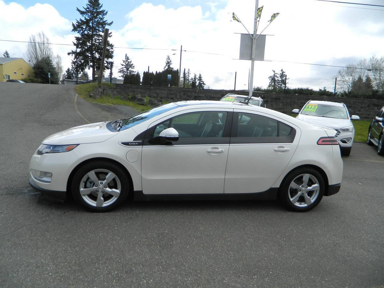 Used 2012 Chevrolet Volt Premium w/ Premium Trim Package image 5