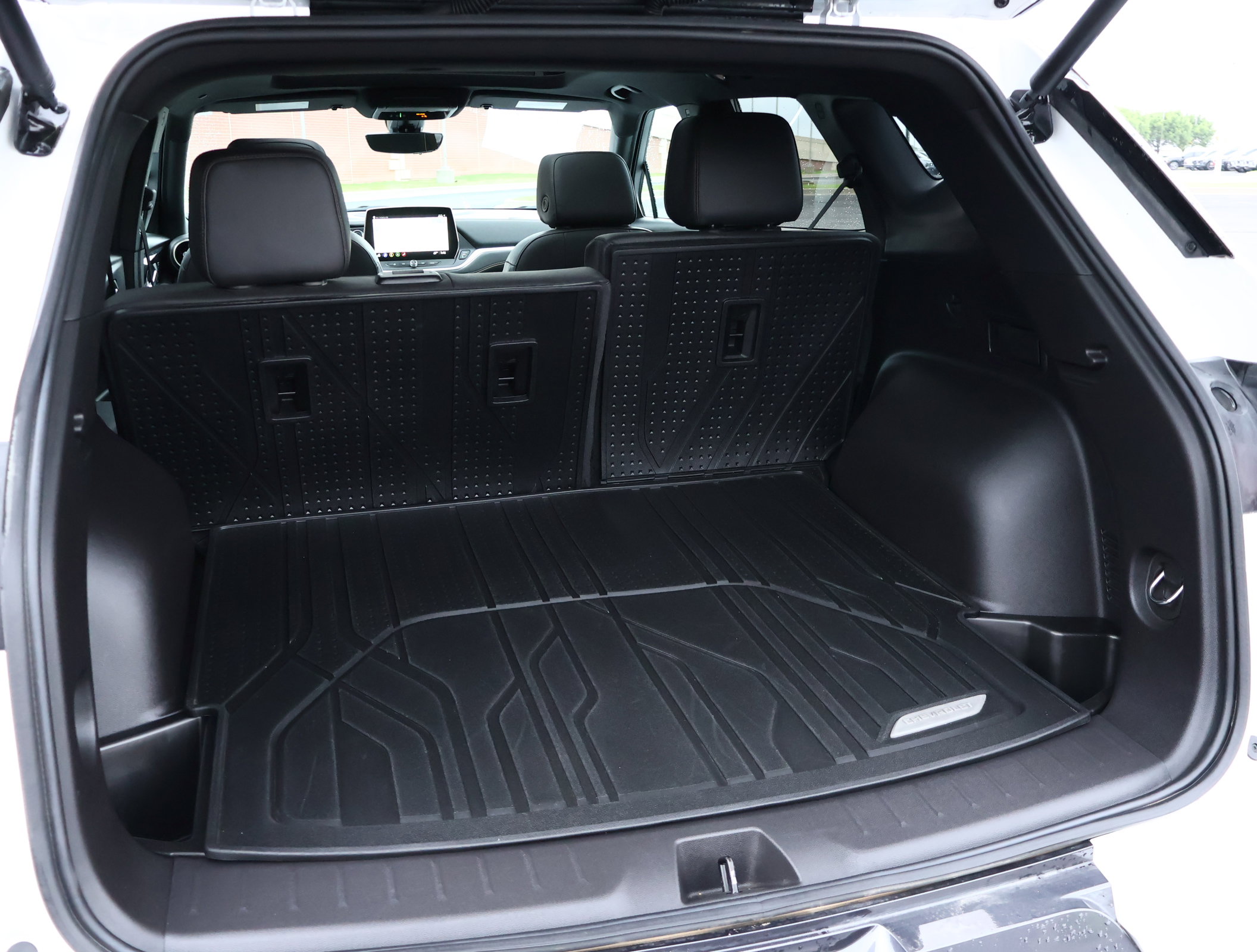 Used 2025 Chevrolet Blazer Premier w/ Driver Confidence II Package AWD/4WD image 27