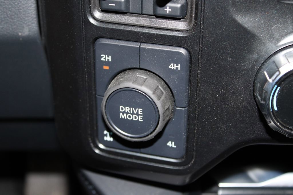 Used 2025 Ford F350 Platinum image 49